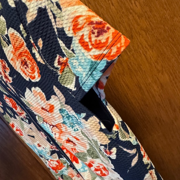 Fifth & Park Floral Print Navy Cocktail Dress Size 6 - Picture 4 of 5